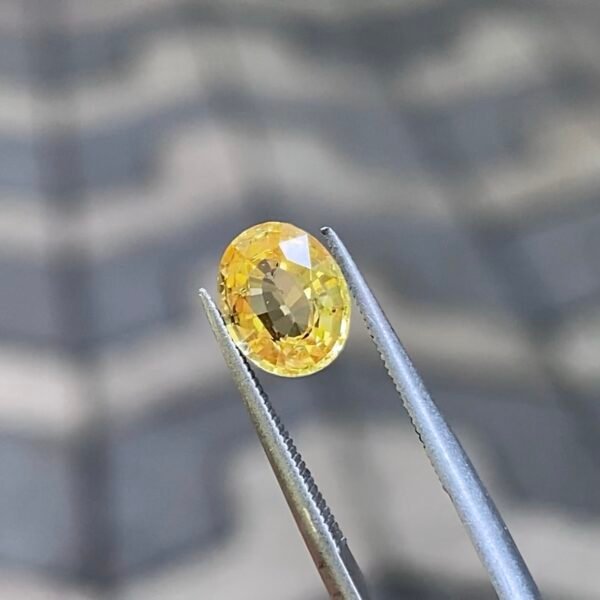 1.16ct Yellow Sapphire (Un-heated) - Image 4
