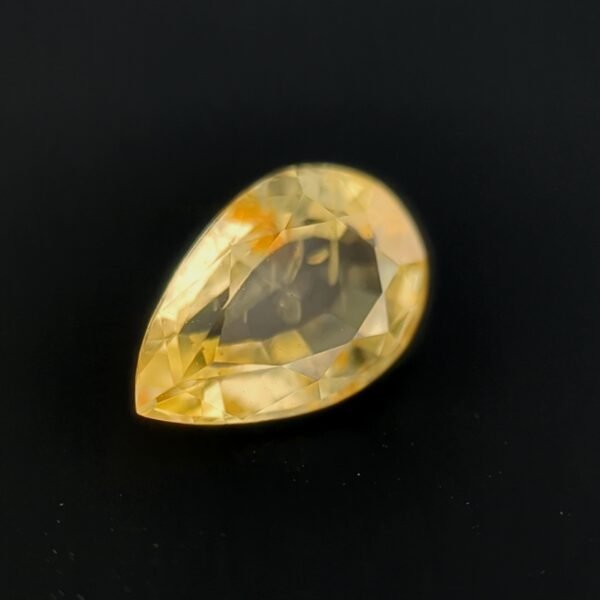 0.98ct Yellow Sapphire (Un-heated) - Image 3